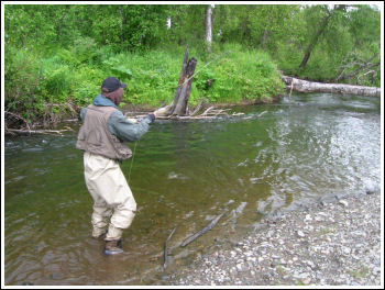 Fly Fishing Guides Flies Fishermen Gear 6-2012