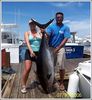 Fly Fishing Guides Flies Fishermen Gear Giant Tuna 10-2010 Fly Fishing Guides Flies Fishermen Gear Giant Tuna 10-2010