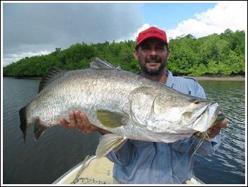 Fly Fishing Guides Flies Fishermen Gear Gulf of Carpentaria Grouper 9-2010