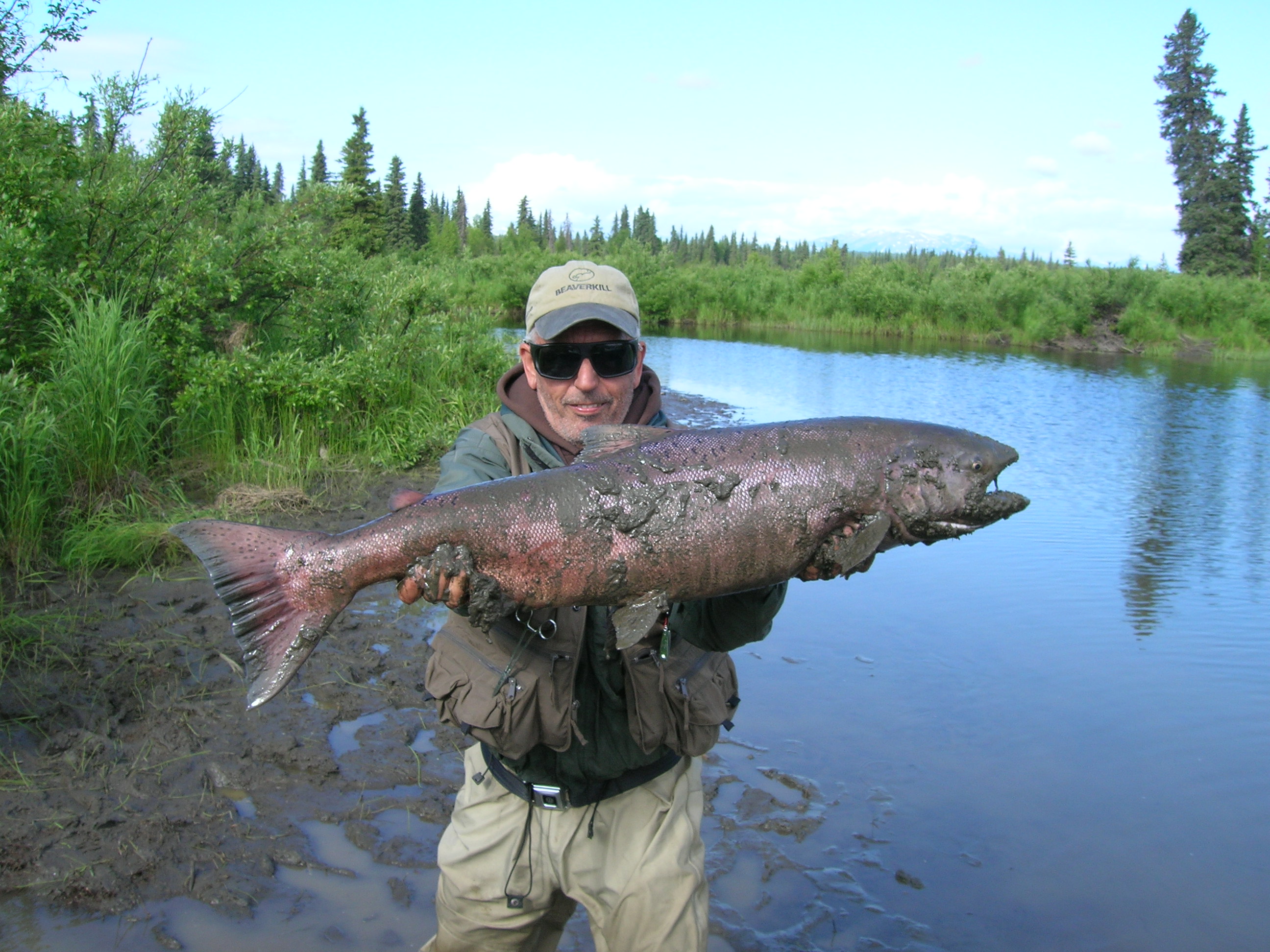 Fly Fishing Guides Flies Fishermen Gear Muddy Fish 7-2011